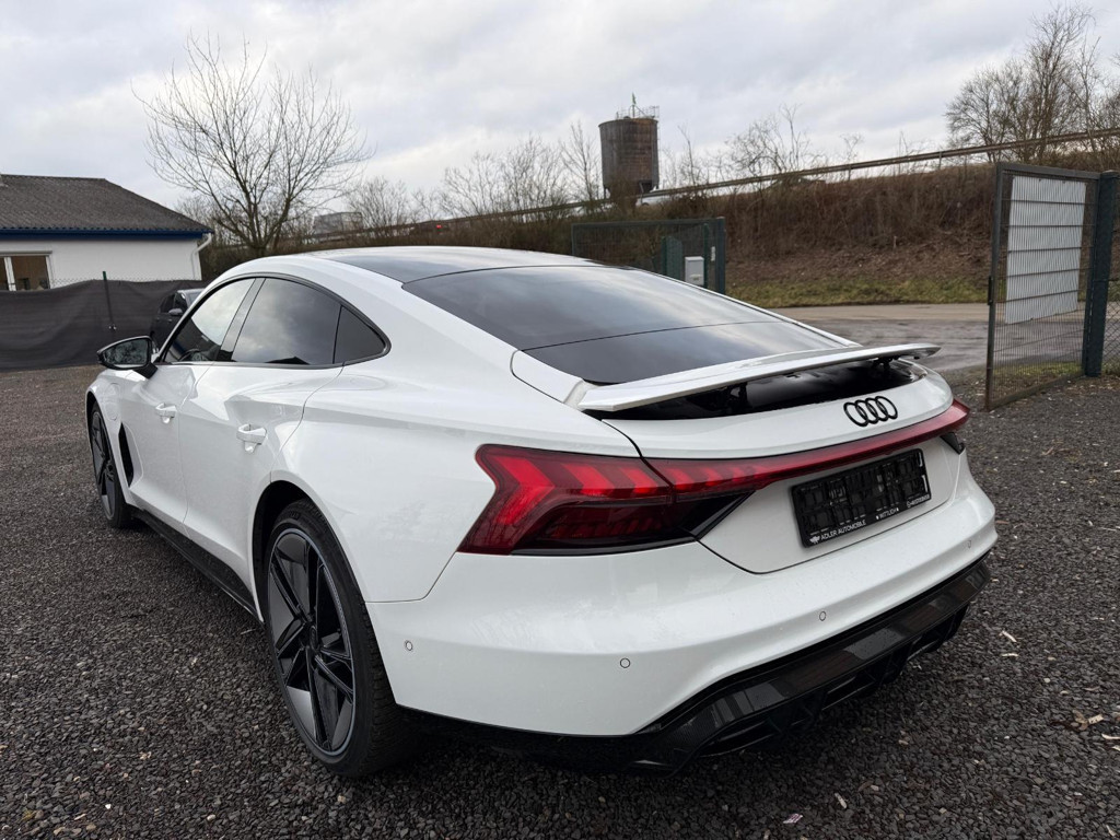Audi RS e-tron GT