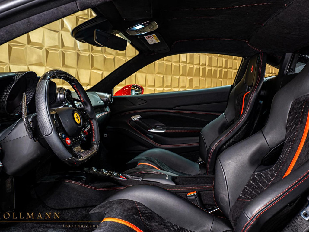 Ferrari F8 2022 Benzine