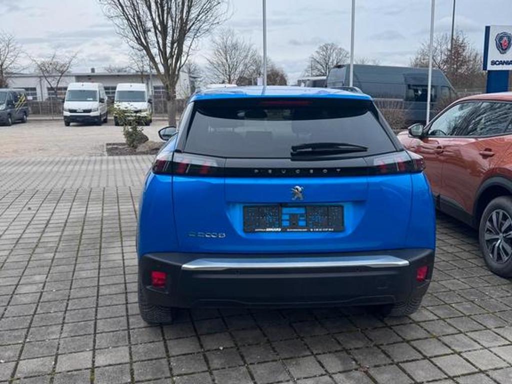 Peugeot e-2008