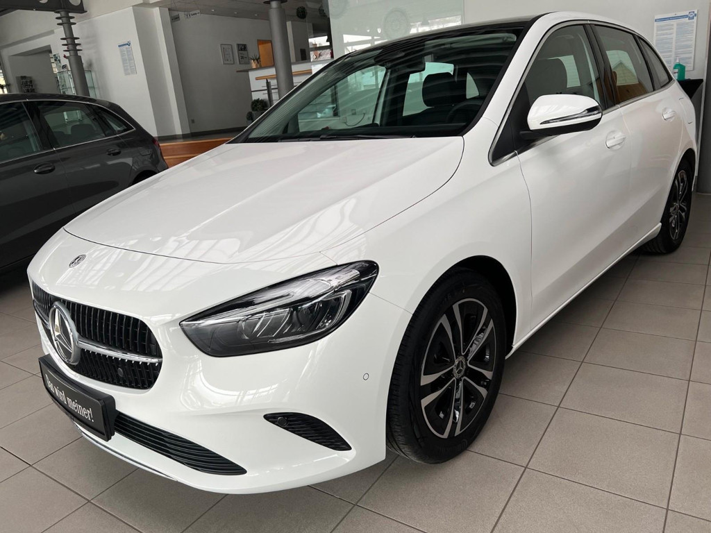 Mercedes-Benz B-Klasse 2024 Benzine