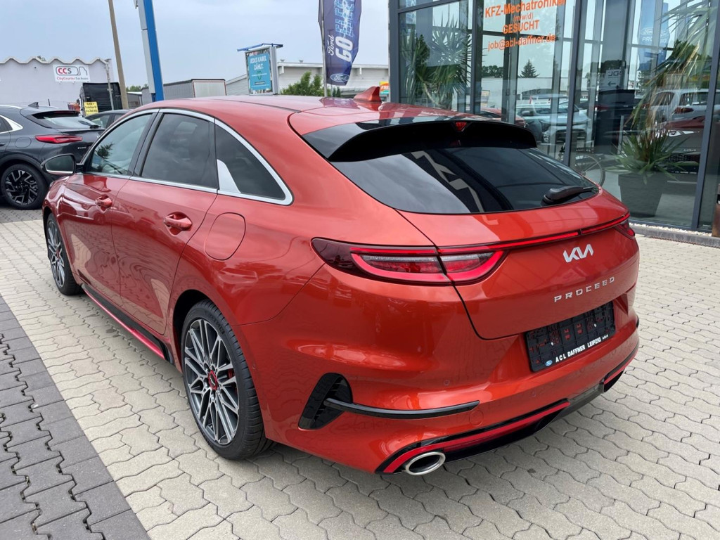Kia ProCeed