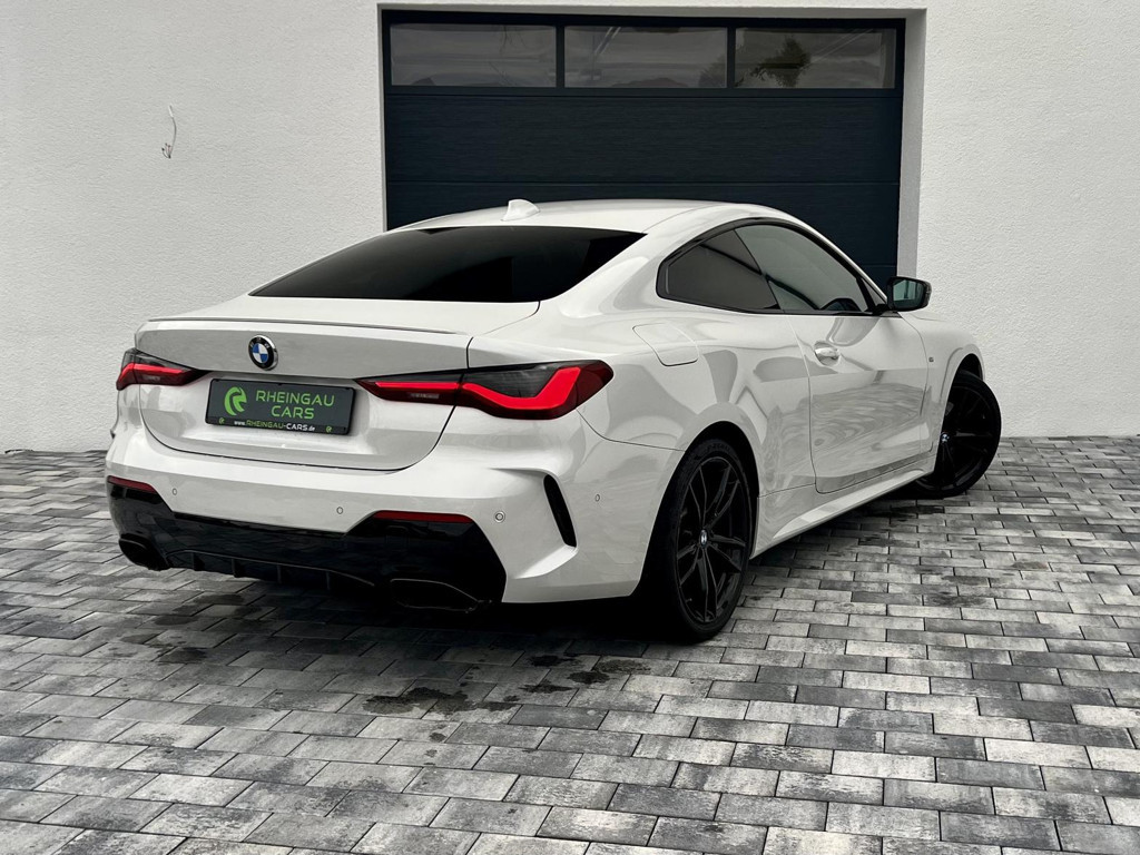 BMW M440