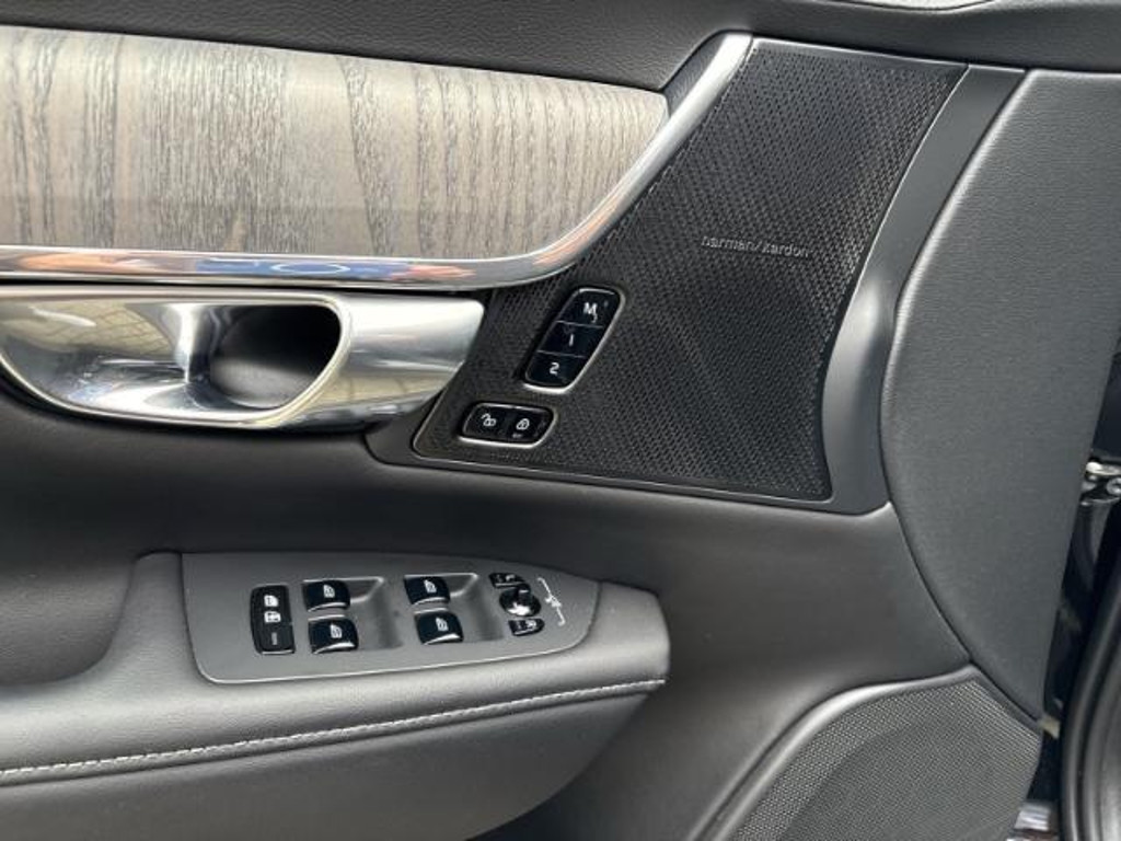 Volvo V90 Cross Country