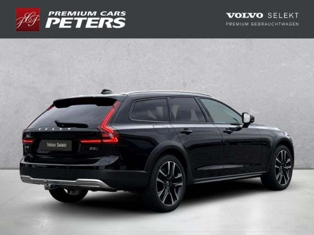 Volvo V90 Cross Country