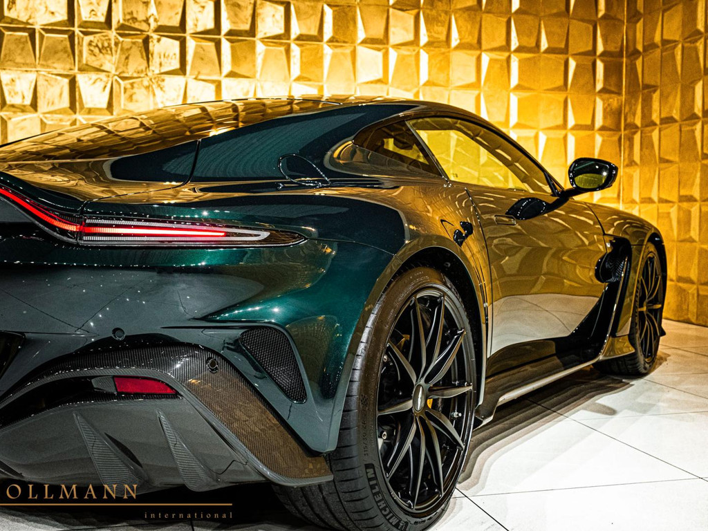 Aston Martin Vantage