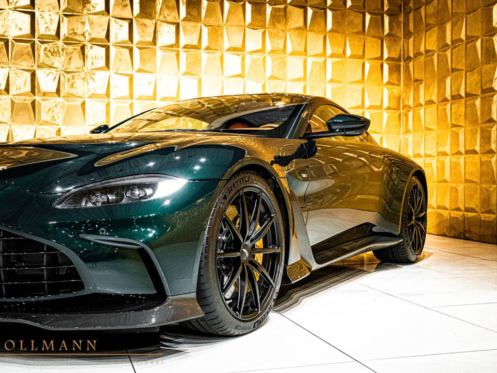 Aston Martin Vantage