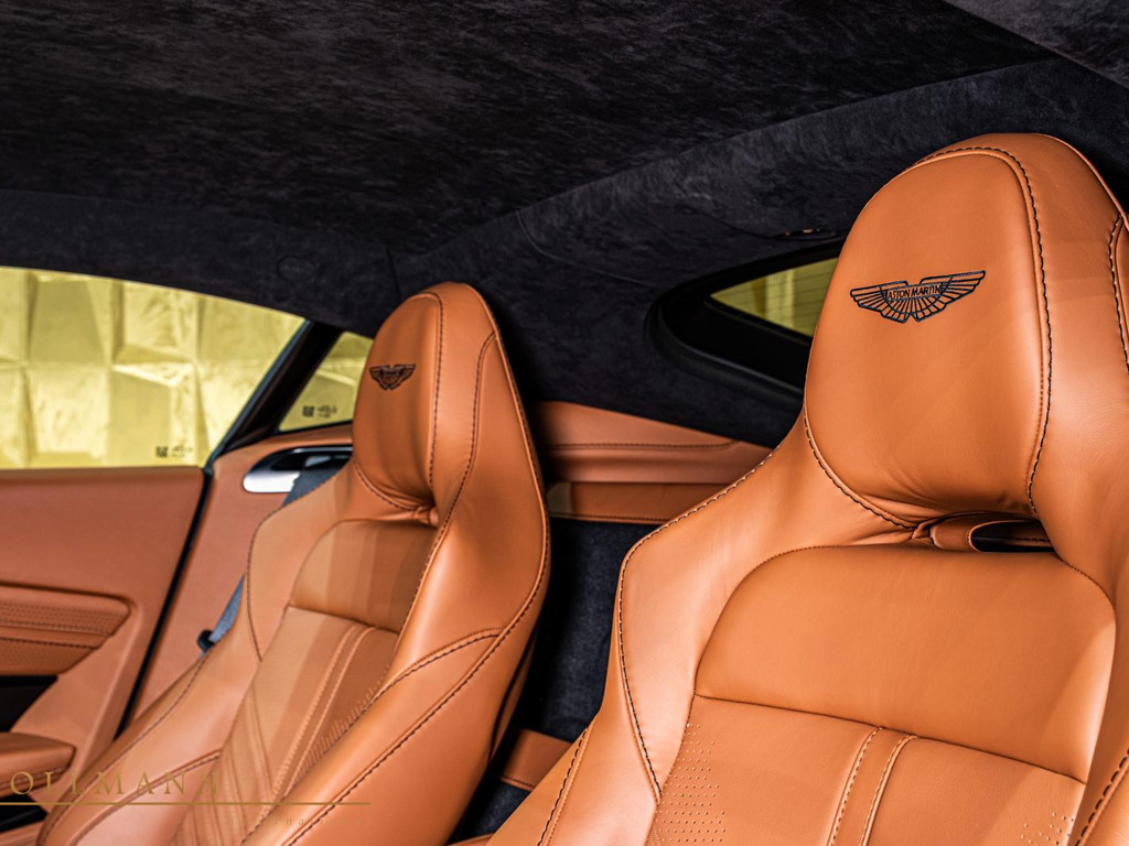 Aston Martin Vantage