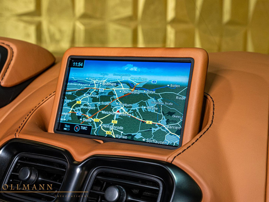 Aston Martin Vantage