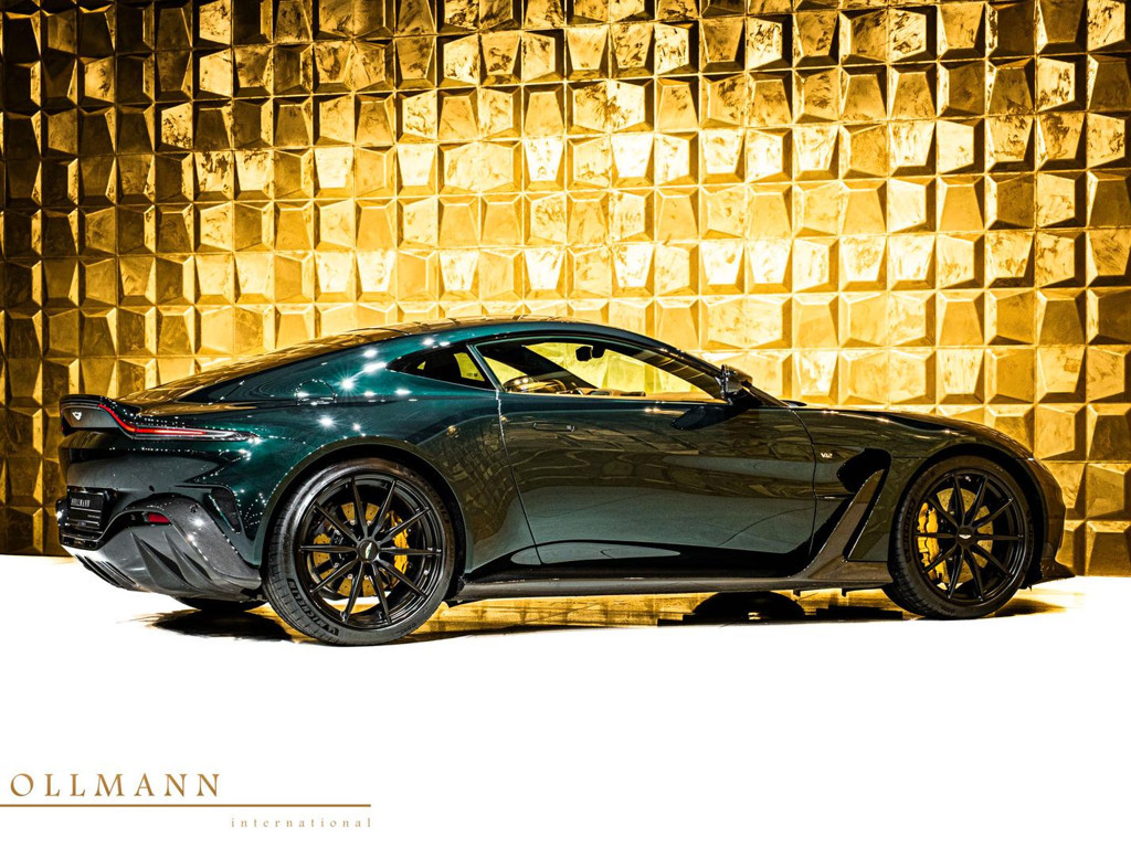 Aston Martin Vantage