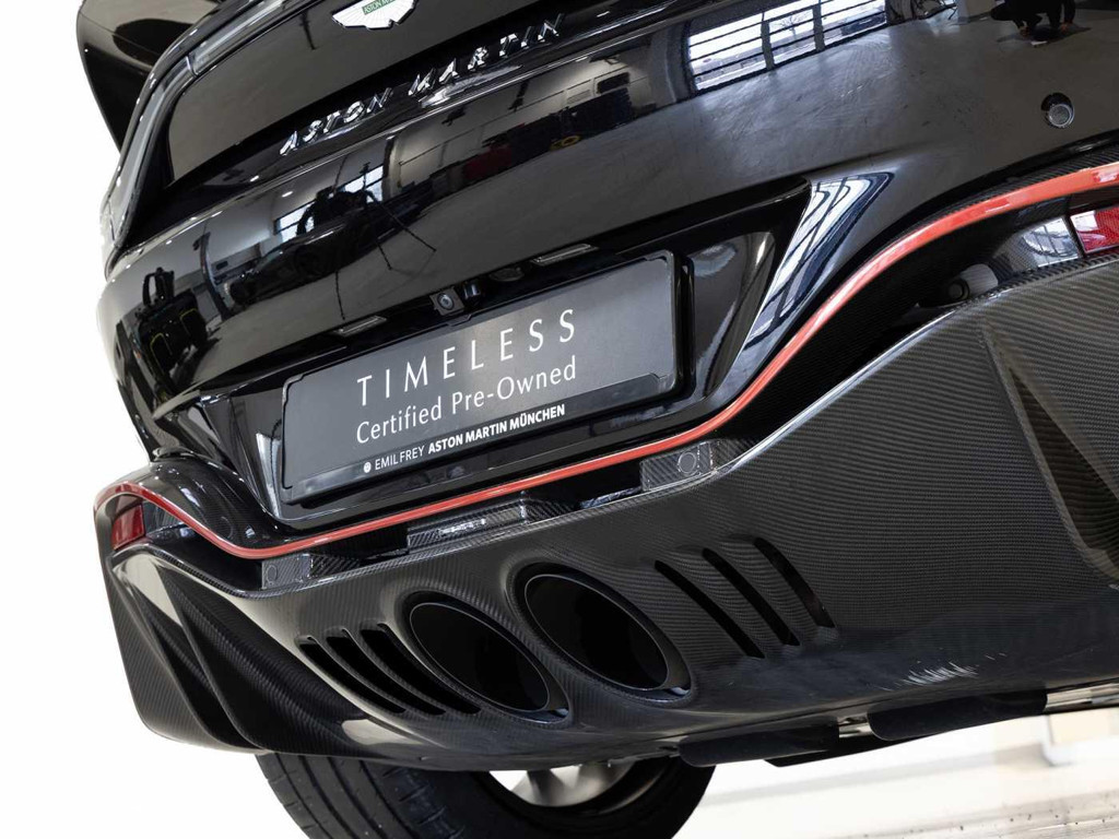 Aston Martin Vantage