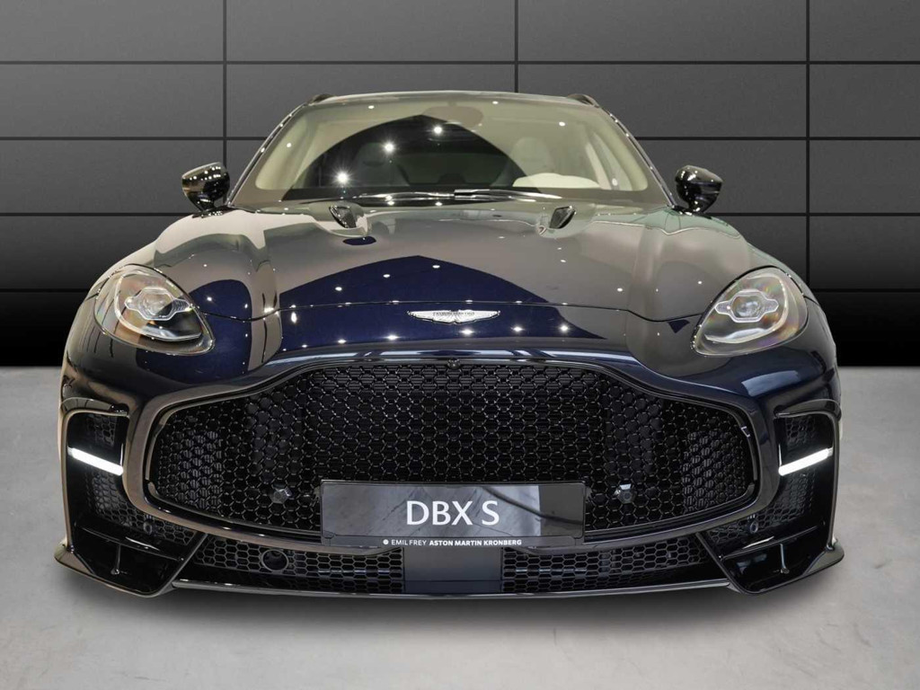 Aston Martin DBX