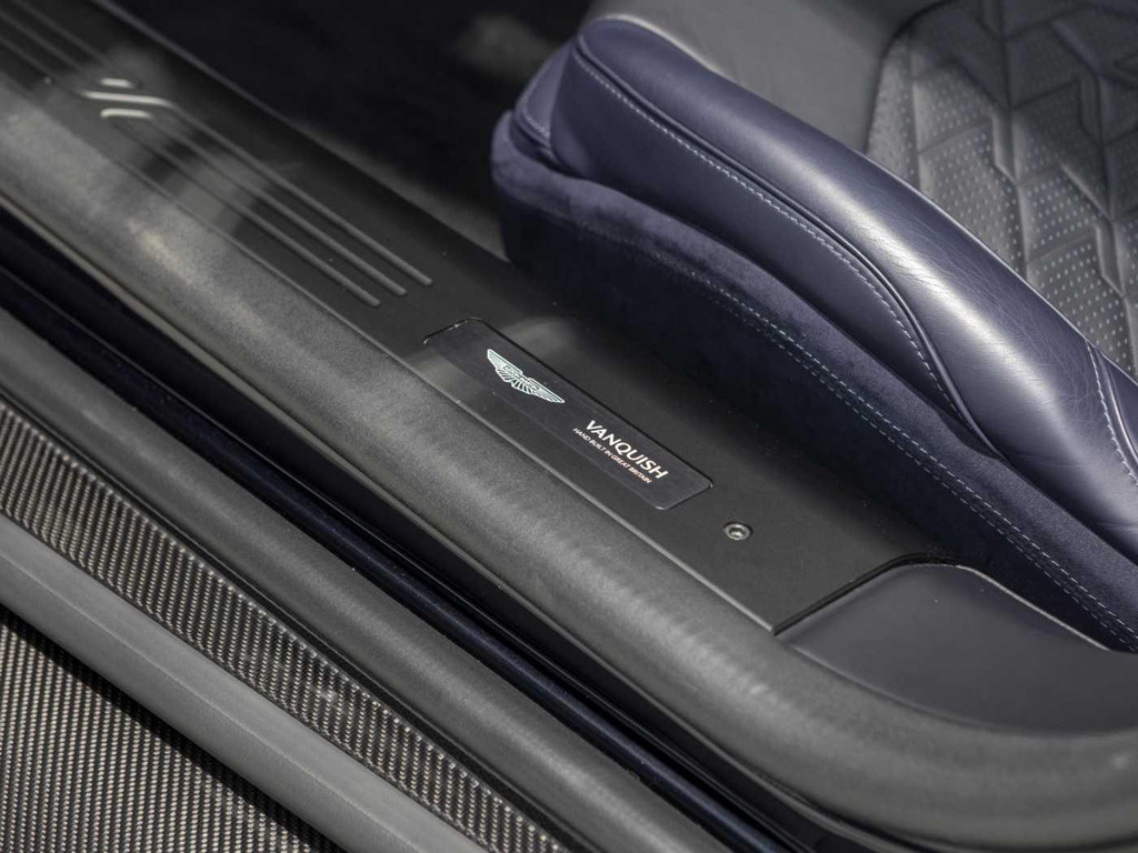 Aston Martin Vanquish