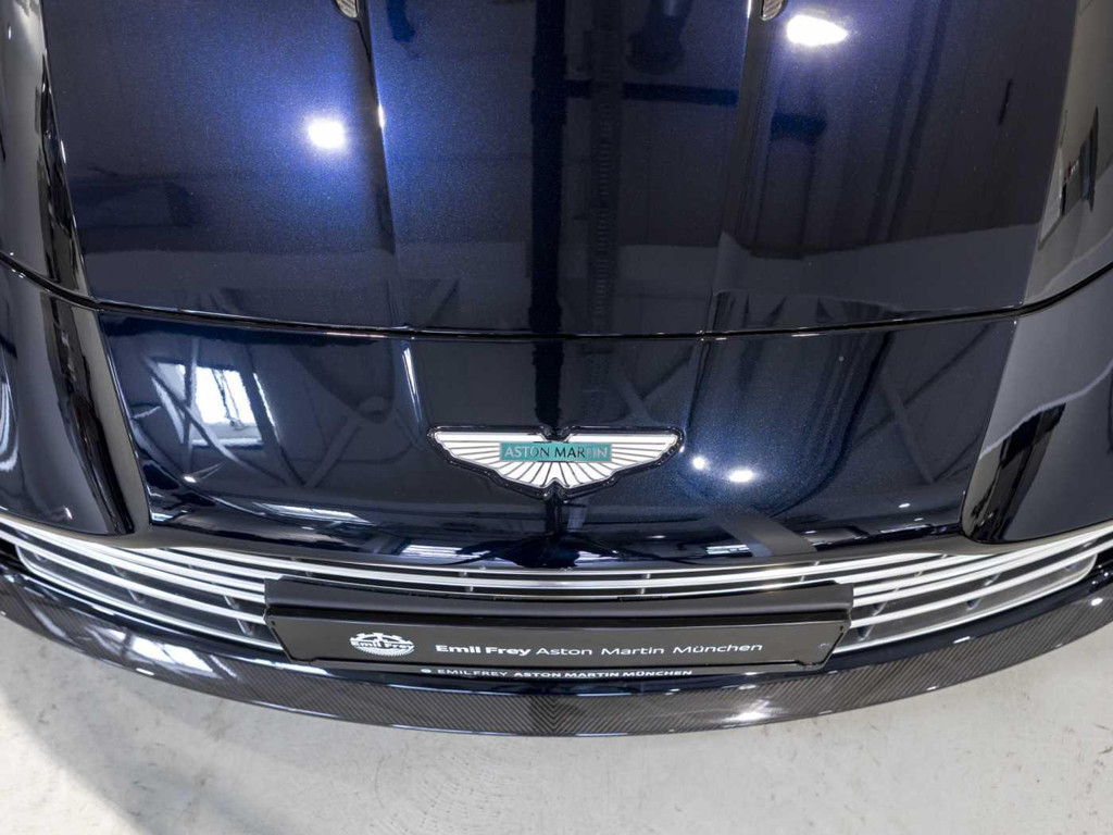 Aston Martin Vanquish