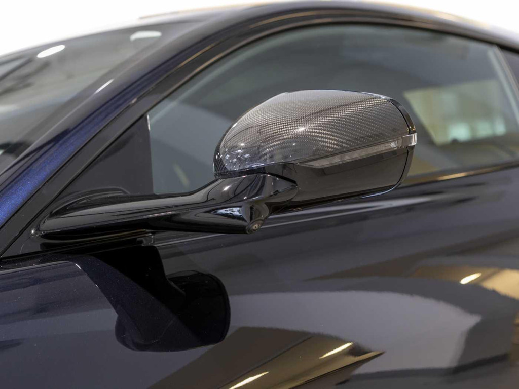 Aston Martin Vanquish