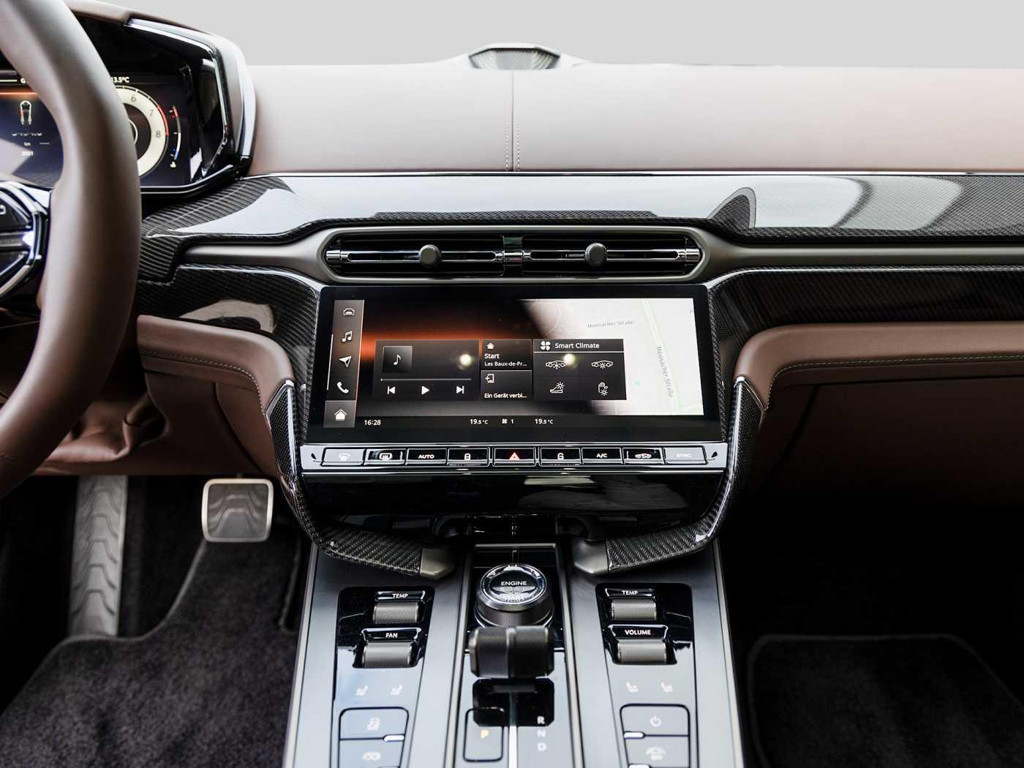 Aston Martin Vanquish