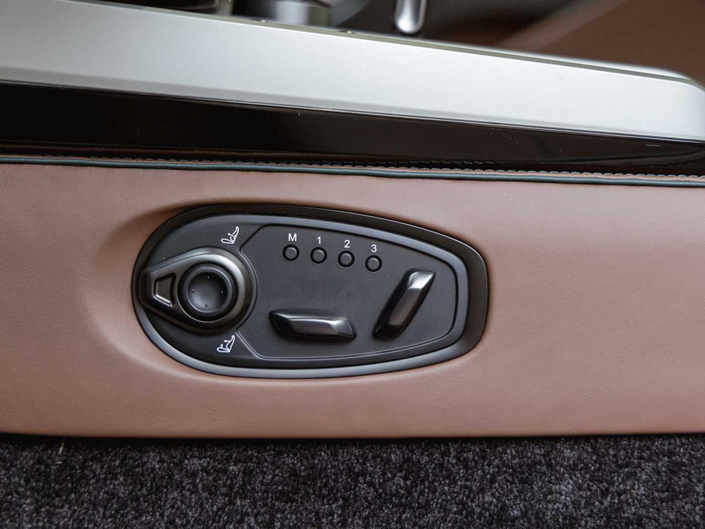 Aston Martin Vanquish