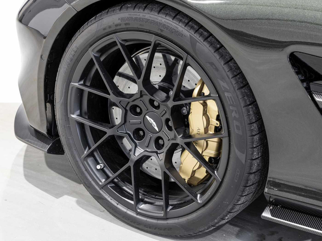 Aston Martin Vanquish