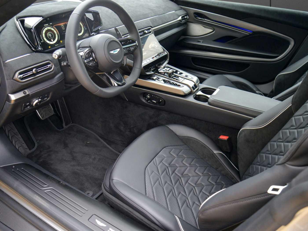 Aston Martin Vanquish