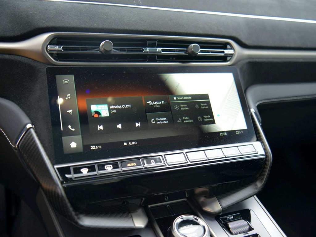 Aston Martin Vanquish