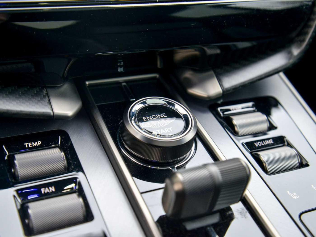 Aston Martin Vanquish