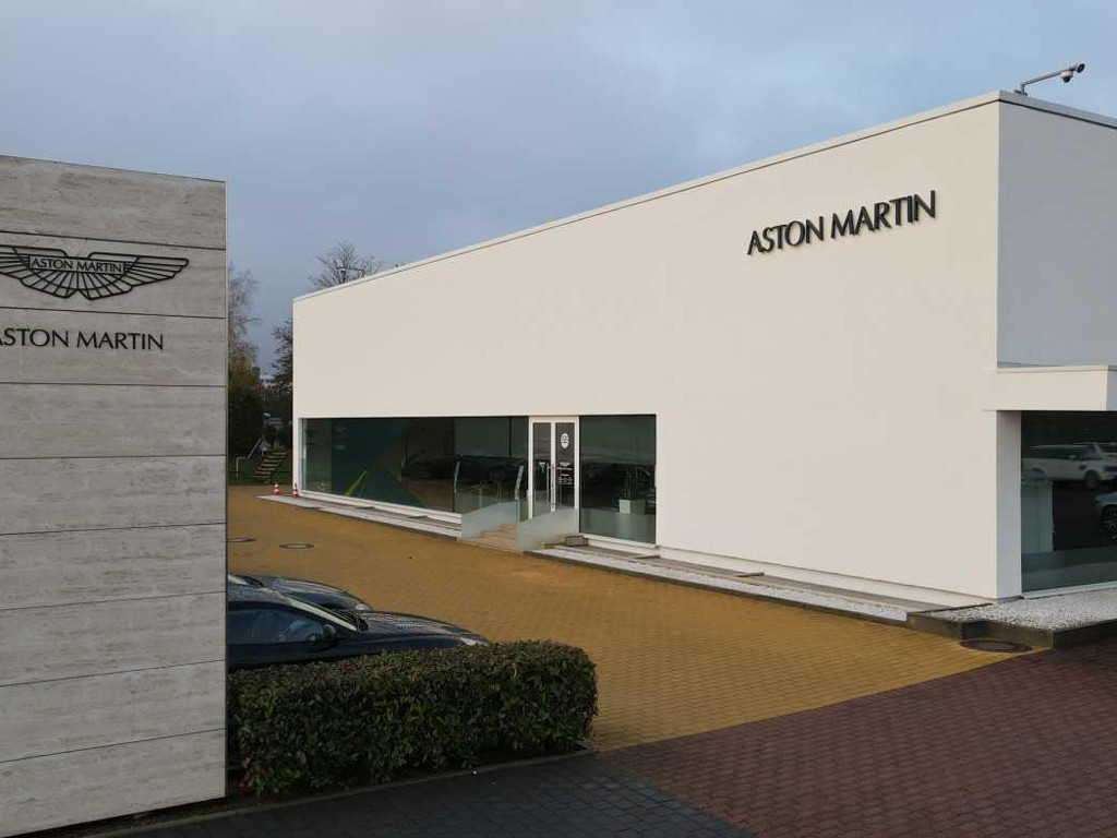 Aston Martin Vanquish