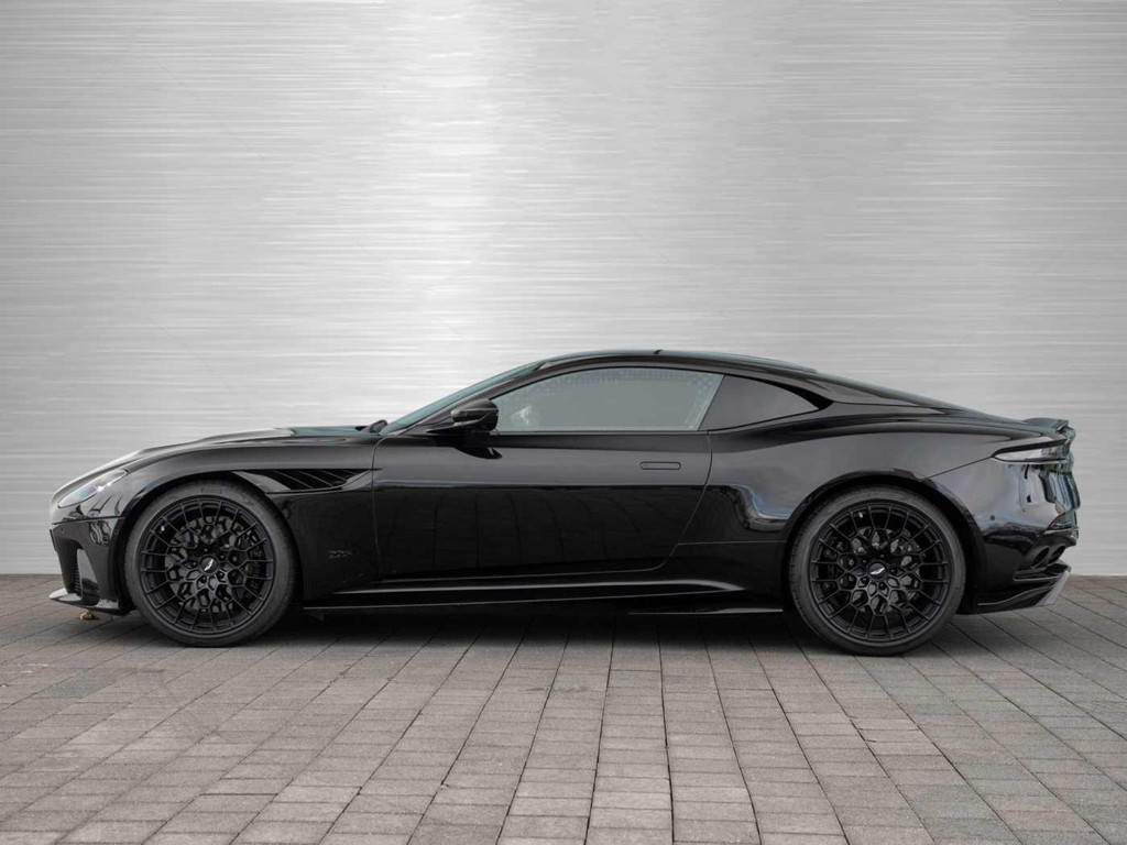 Aston Martin DBS