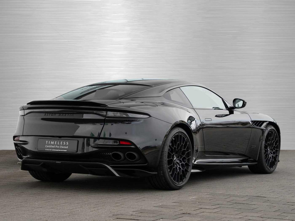 Aston Martin DBS