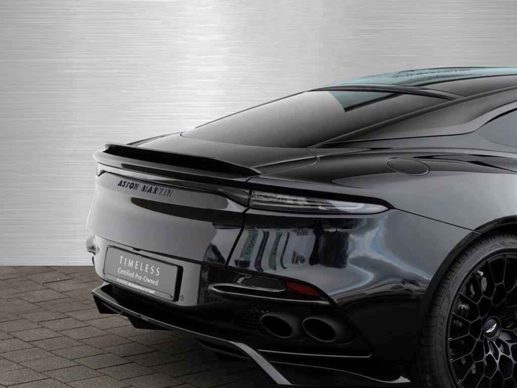Aston Martin DBS