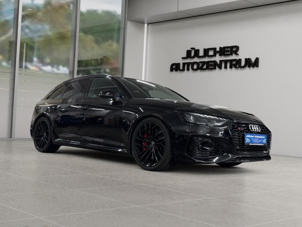 Audi RS4
