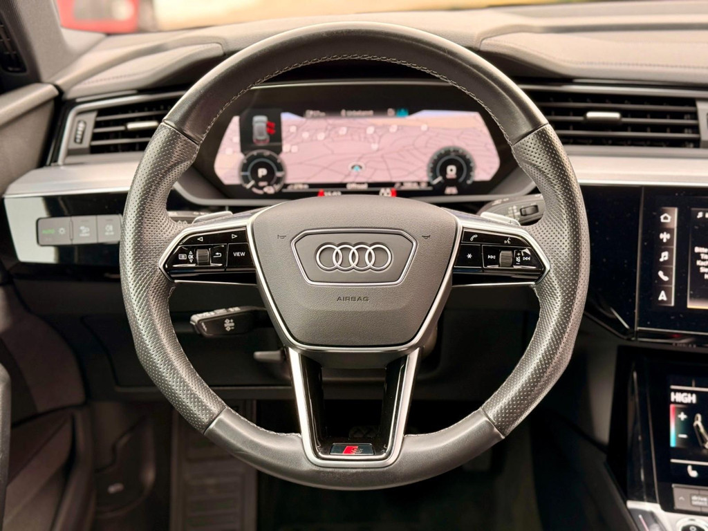 Audi e-tron