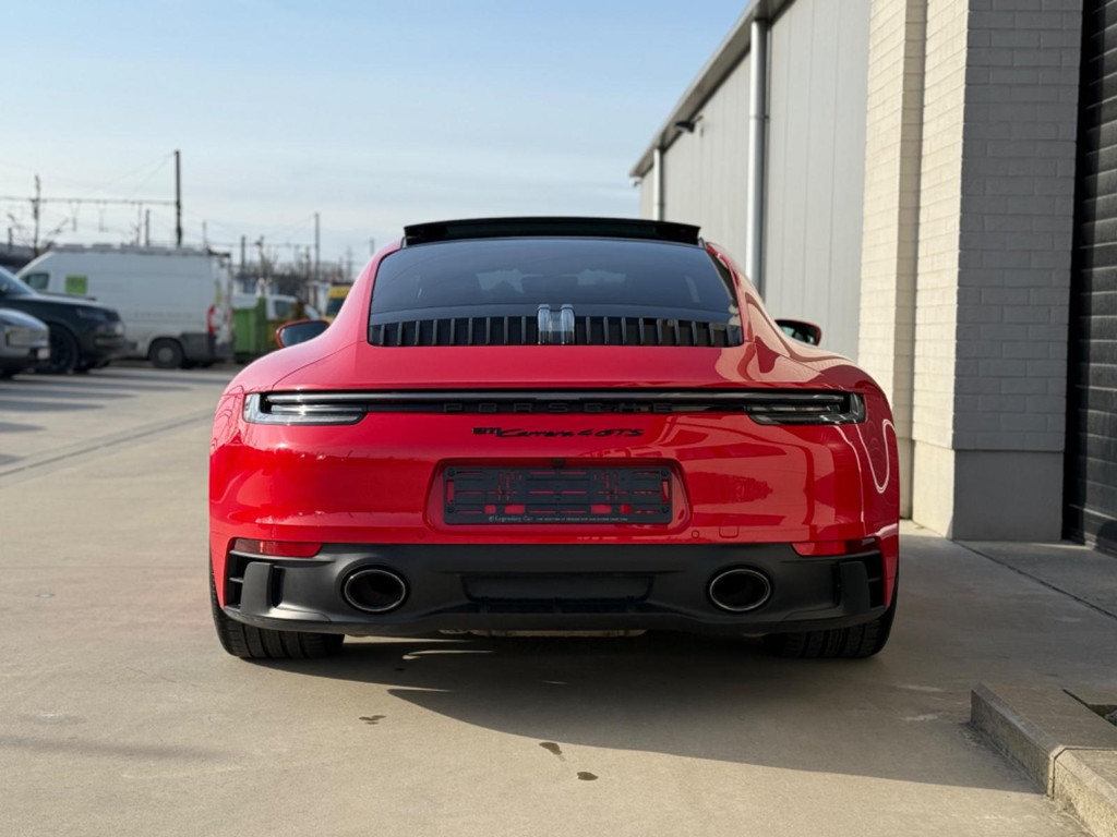 Porsche 992