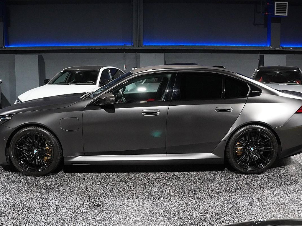 BMW M5