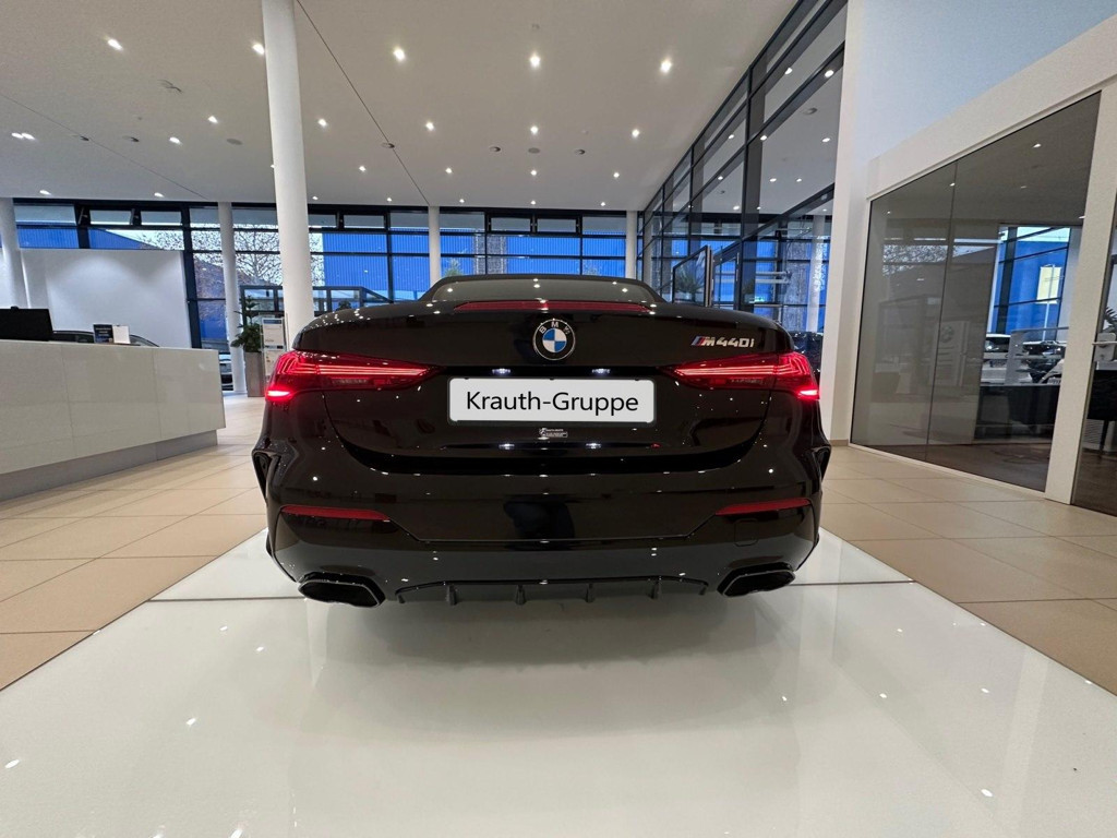 BMW M440