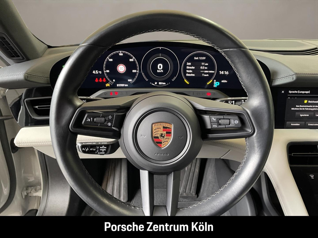 Porsche Taycan