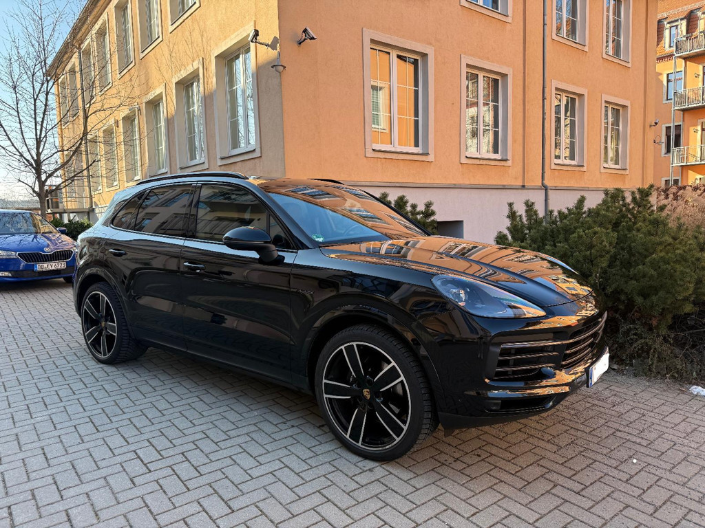 Porsche Cayenne 2023 Hybride Benzine