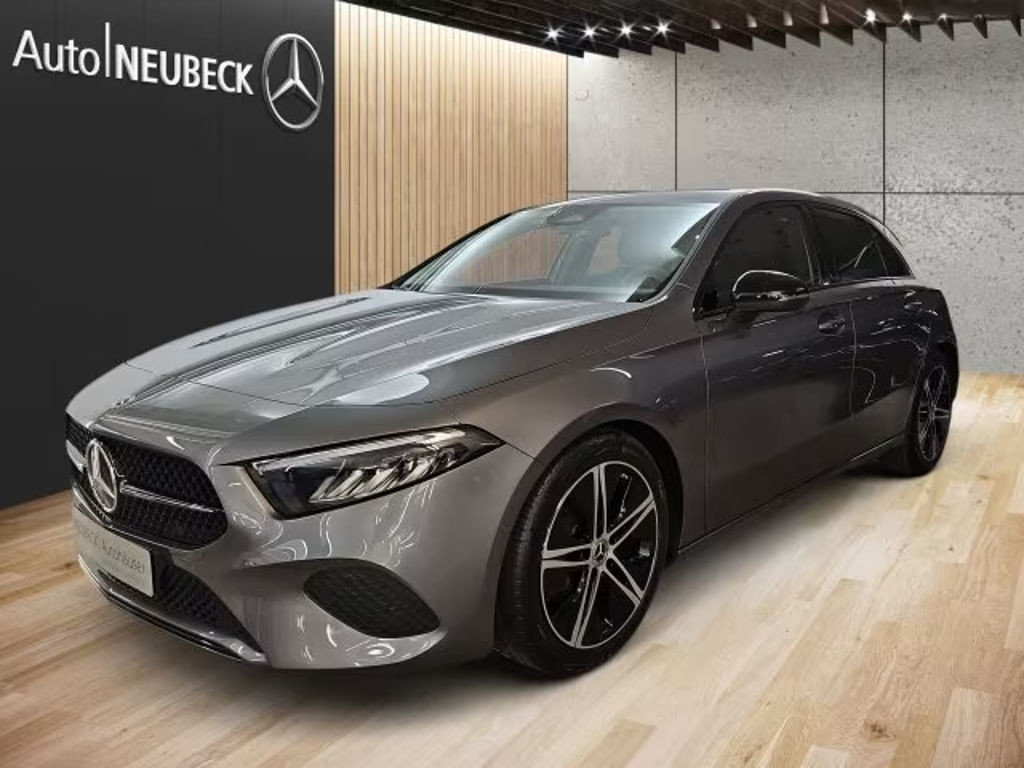 Mercedes-Benz A-Klasse 2024 Benzine