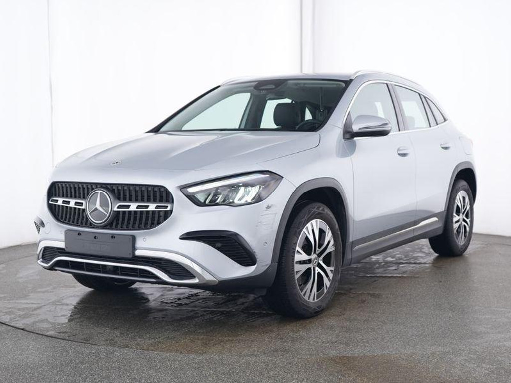 Mercedes-Benz GLA-Klasse 2024 Benzine