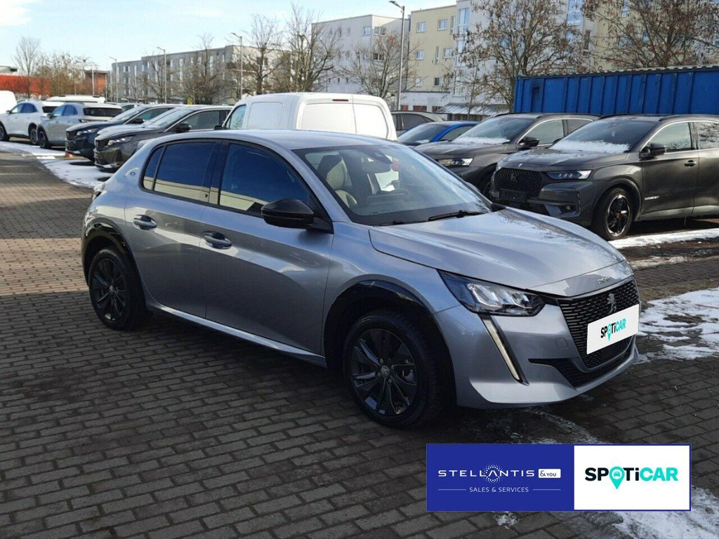 Peugeot e-208