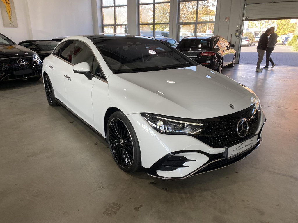 Mercedes-Benz EQE
