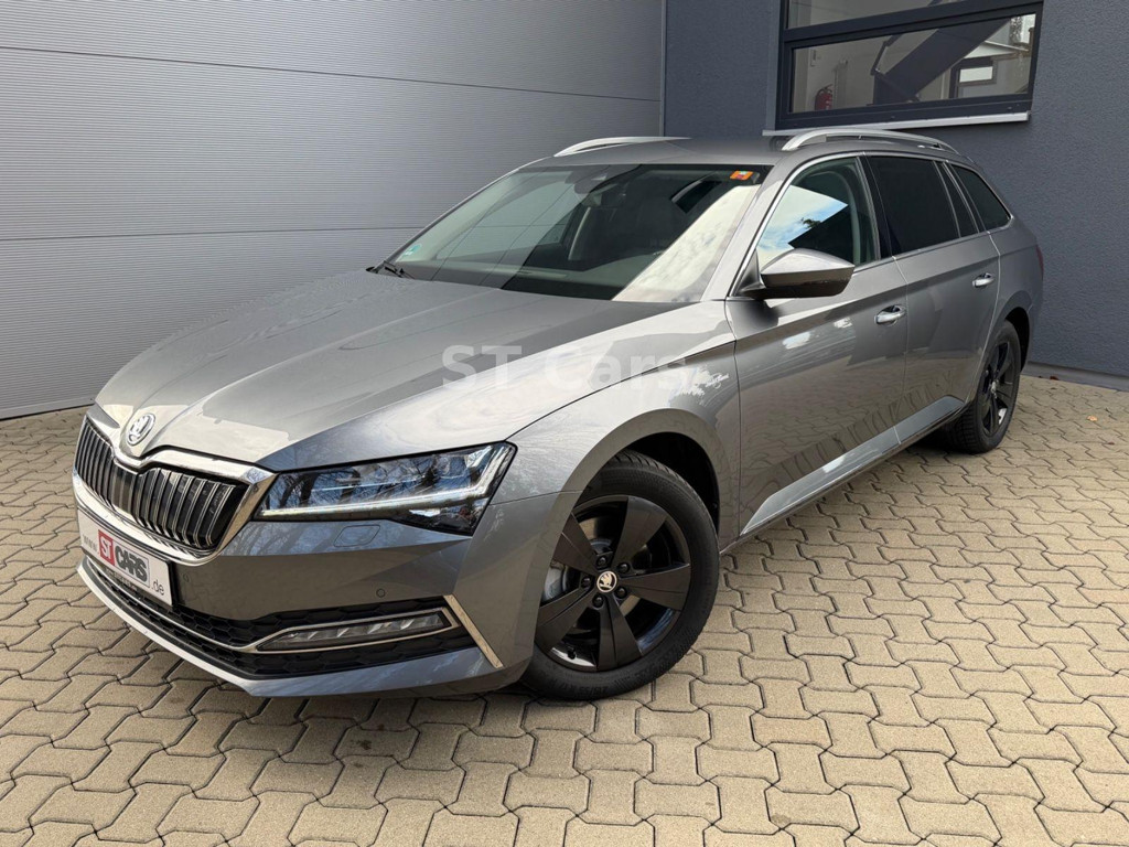 Skoda Superb 2023 Hybride Benzine