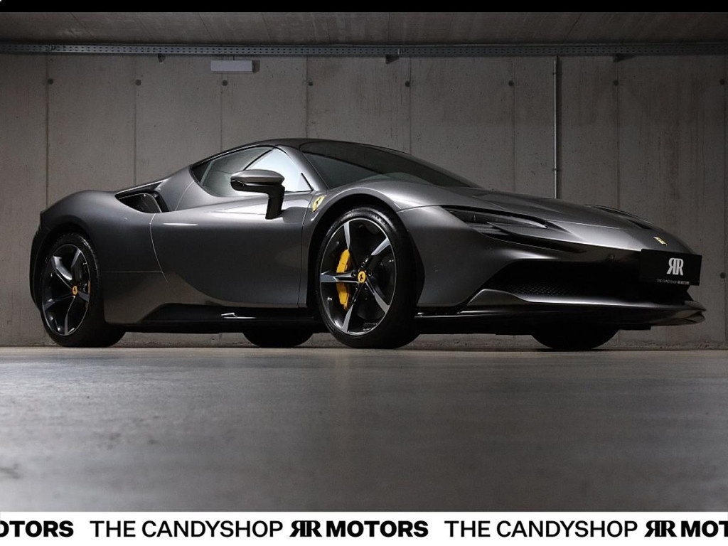 Ferrari SF90