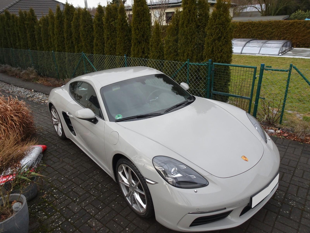 Porsche Cayman