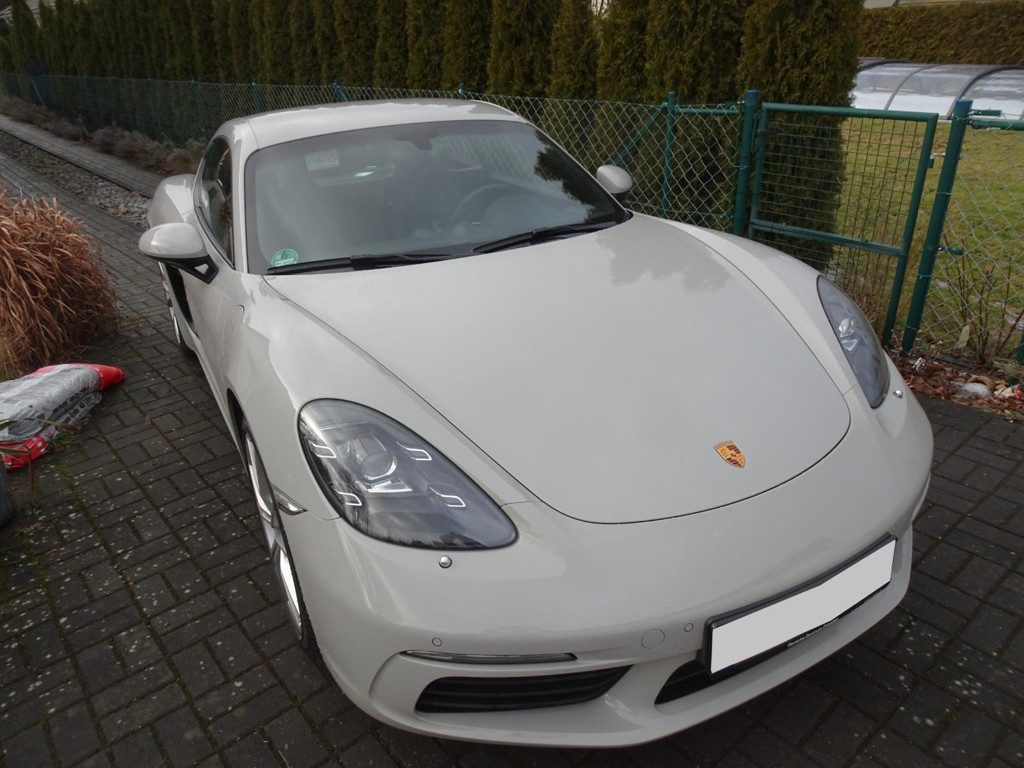 Porsche Cayman