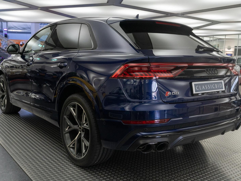 Audi SQ8