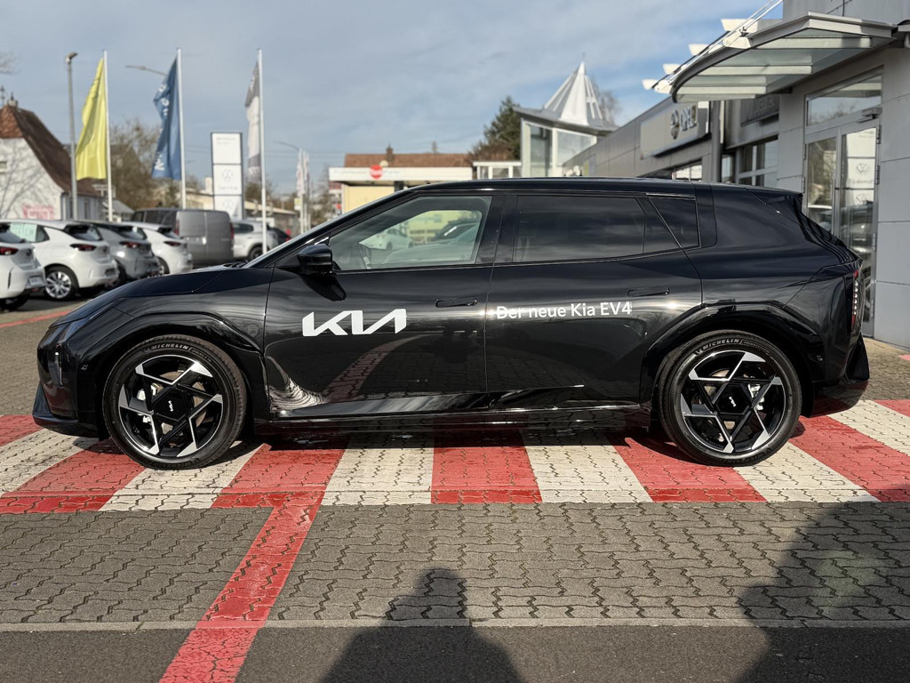 Kia EV4