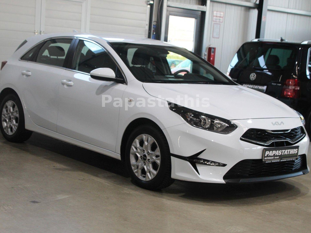 Kia Ceed 2022 Benzine