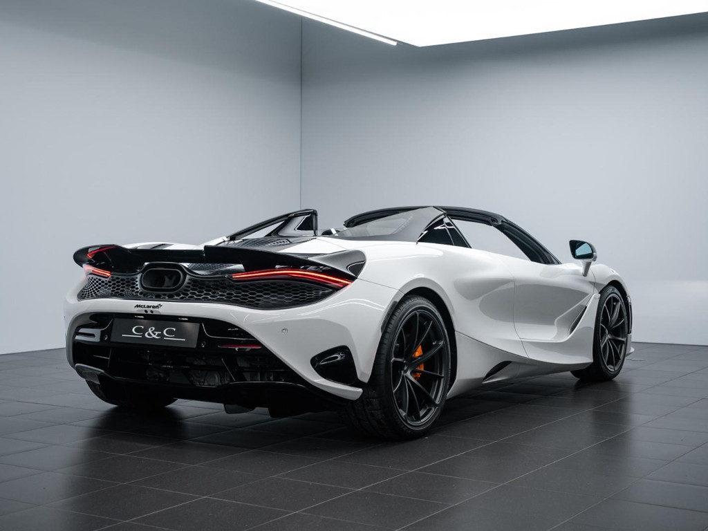 McLaren 750S