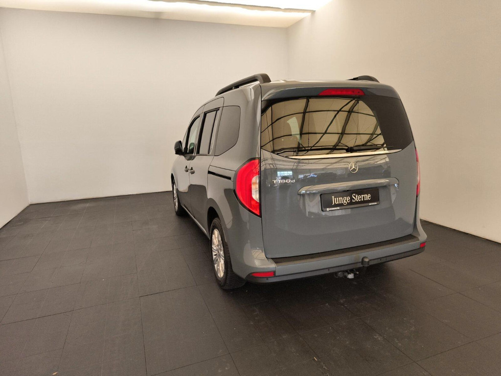Mercedes-Benz T 180