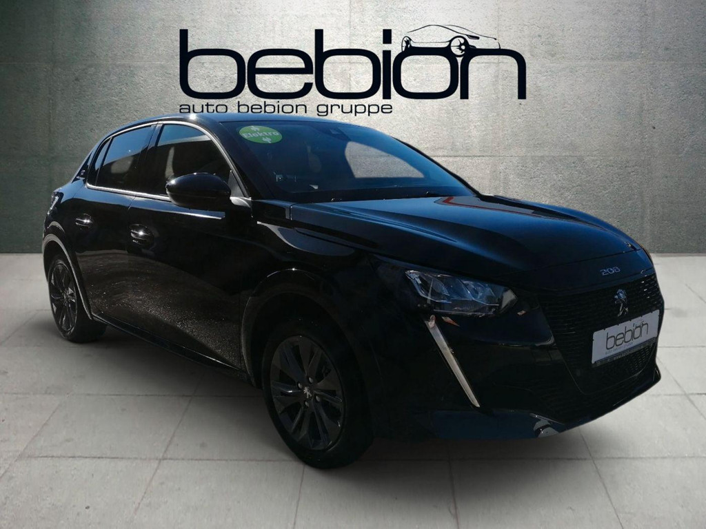 Peugeot e-208