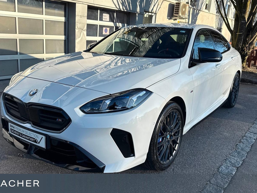 BMW M235 2025 Benzine